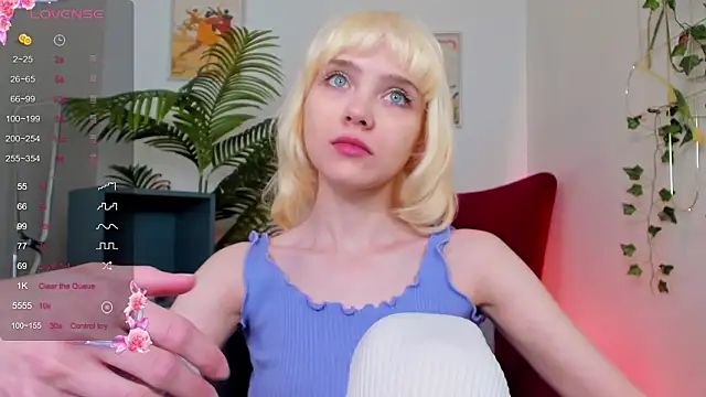 Snapshot of wow_angel chatting on 03-01-26, 05:42 wow angel online show from 03-01-26, 05:42