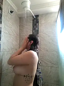 Snapshot of Jheriiz_1 chatting on 02-17-26, 06:14 Jheriiz 1 online show from 02-17-26, 06:14