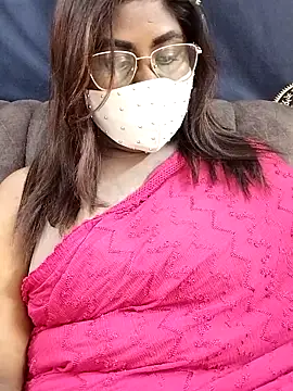 Snapshot of Revanthika-27 chatting on 02-09-26, 05:28 Revanthika-27 online show from 02-09-26, 05:28