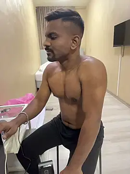 Snapshot of bhagihero chatting on 02-18-26, 06:48 bhagihero online show from 02-18-26, 06:48