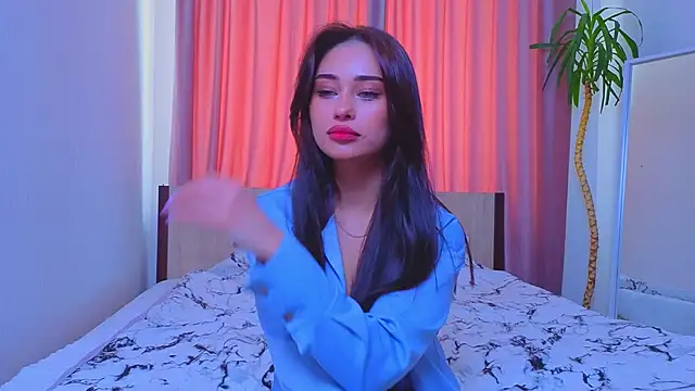 Snapshot of Sofia_Plump chatting on 02-10-26, 09:35 Sofia Plump online show from 02-10-26, 09:35