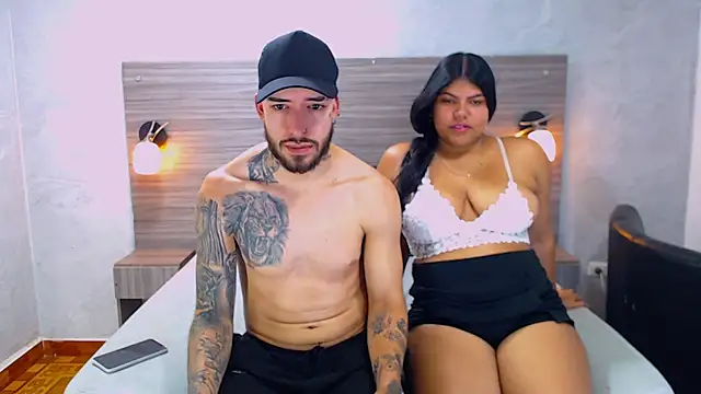 Paulina And Tayron online show from 02-10-26, 07:40