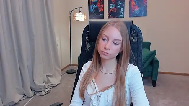 Snapshot of CarmenLipkin chatting on 02-10-26, 01:59 CarmenLipkin online show from 02-10-26, 01:59