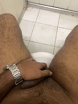 Dazzling dude online show from 02-11-26, 06:02