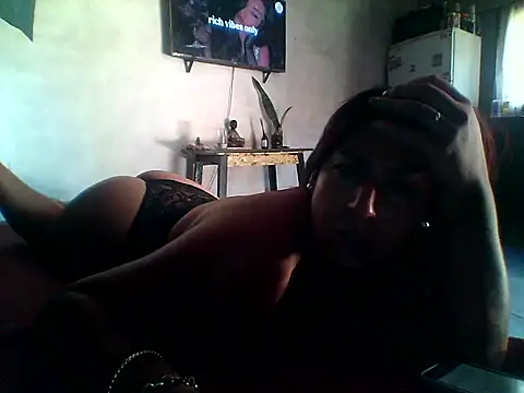 Snapshot of Micaela777 chatting on 02-18-26, 05:09 Micaela777 online show from 02-18-26, 05:09