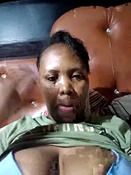 Snapshot of lovemore29 chatting on 02-21-26, 07:59 lovemore29 online show from 02-21-26, 07:59