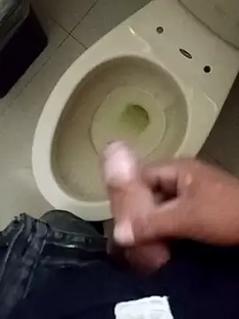 Snapshot of fercheyy chatting on 02-10-26, 09:41 fercheyy online show from 02-10-26, 09:41