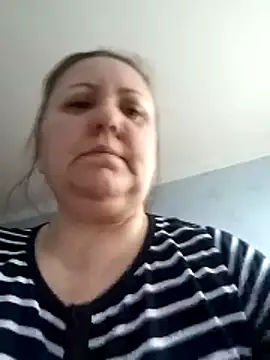 LockyCharm111 online show from 02-13-26, 07:37