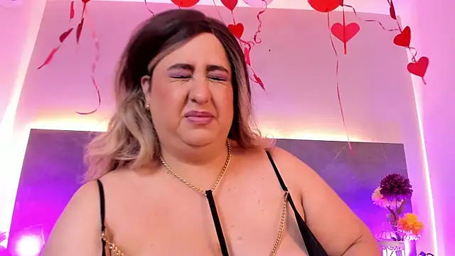 Snapshot of AsshleyDavis chatting on 02-23-25, 04:35 AsshleyDavis online show from 02-23-25, 04:35