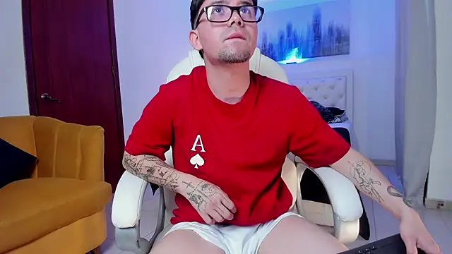 Snapshot of KaiStein chatting on 02-12-26, 07:20 KaiStein online show from 02-12-26, 07:20