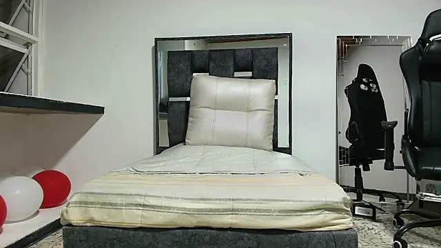 Noah-JONES online show from 02-18-26, 03:46