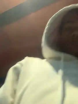 Snapshot of mondacuo3000 chatting on 02-17-26, 02:57 mondacuo3000 online show from 02-17-26, 02:57