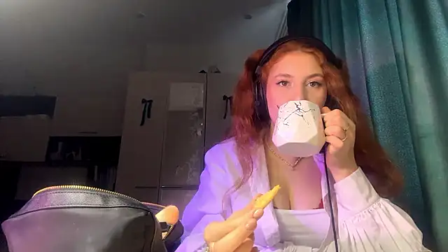 AliceCarrol online show from 02-14-26, 07:49