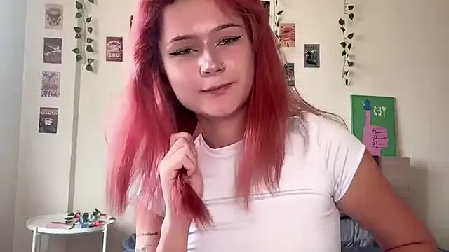 Snapshot of pixieyes00n chatting on 02-20-26, 07:10 pixieyes00n online show from 02-20-26, 07:10