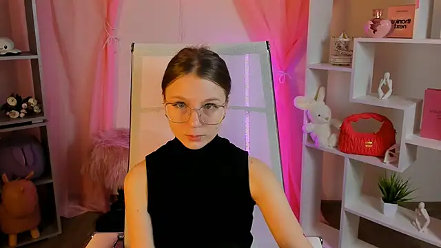 Snapshot of ElliFrankenweenie chatting on 02-22-26, 09:19 ElliFrankenweenie online show from 02-22-26, 09:19