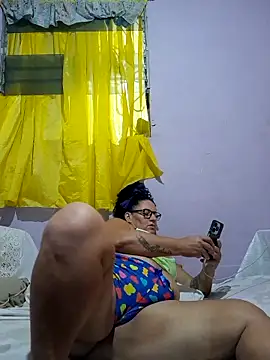 Snapshot of Monalinda-hot chatting on 02-24-26, 01:25 Monalinda-hot online show from 02-24-26, 01:25