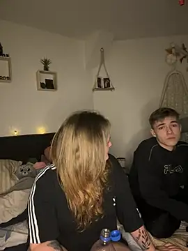 Snapshot of Maryjane-Spidermann chatting on 02-16-26, 07:43 Maryjane-Spidermann online show from 02-16-26, 07:43