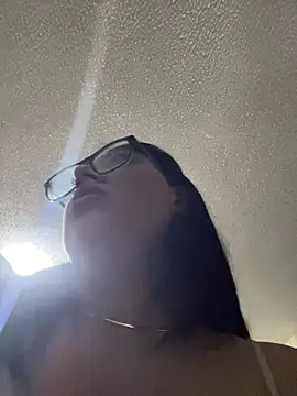 Snapshot of Lismar_fire chatting on 02-18-26, 03:02 Lismar fire online show from 02-18-26, 03:02