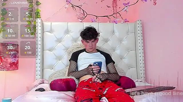 Snapshot of Philippsx chatting on 02-14-26, 04:53 Philippsx online show from 02-14-26, 04:53