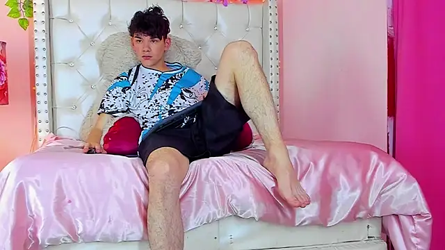 Snapshot of Philippsx chatting on 02-20-26, 08:27 Philippsx online show from 02-20-26, 08:27