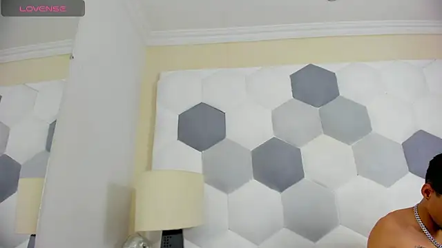 Davi Ponce online show from 02-19-26, 03:57