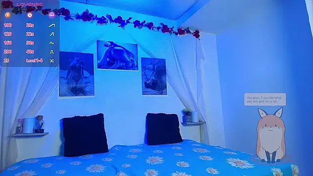 Snapshot of Trixie_little chatting on 02-21-26, 12:17 Trixie little online show from 02-21-26, 12:17