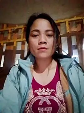 Snapshot of molly-xx chatting on 02-27-26, 11:38 molly-xx online show from 02-27-26, 11:38