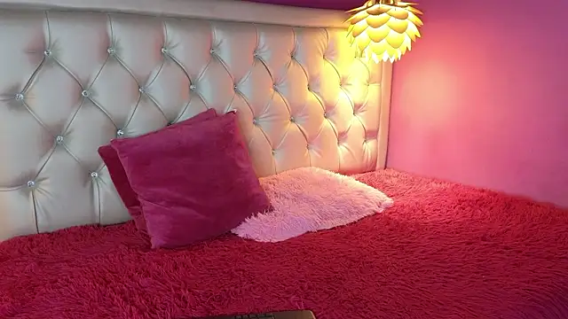 ivonne heaven online show from 02-26-26, 04:22