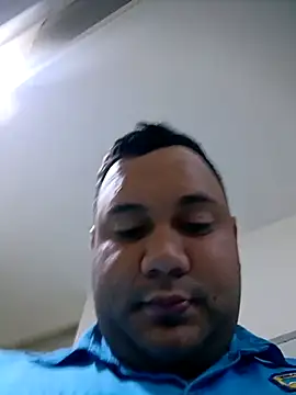 Snapshot of Mohamed1627 chatting on 03-01-26, 09:17 Mohamed1627 online show from 03-01-26, 09:17