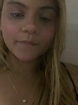 Snapshot of ayla0881 chatting on 02-17-26, 02:52 ayla0881 online show from 02-17-26, 02:52