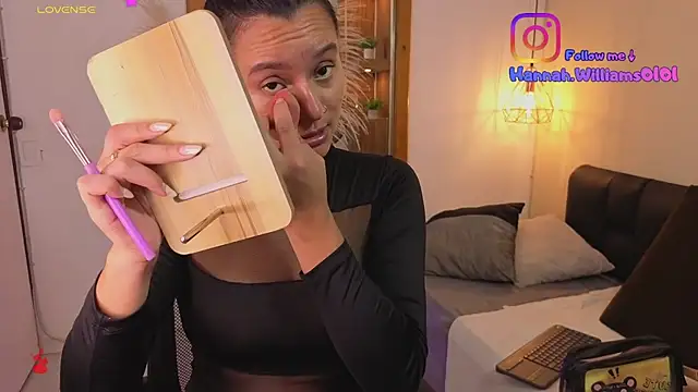 Hanna Williams   online show from 02-27-26, 03:06