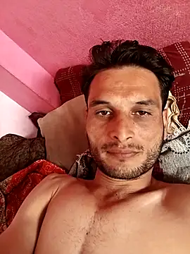 Snapshot of Beinghorny83 chatting on 02-23-26, 09:39 Beinghorny83 online show from 02-23-26, 09:39