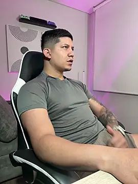  robertobaggioo online show from 03-27-26, 12:38