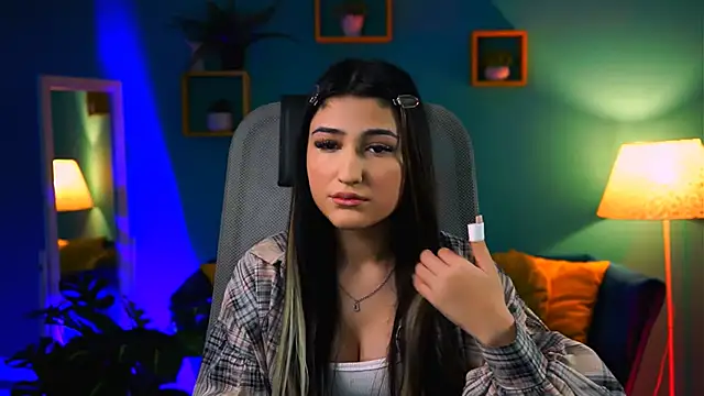 Snapshot of TerezaRobinson chatting on 02-12-26, 01:06 TerezaRobinson online show from 02-12-26, 01:06