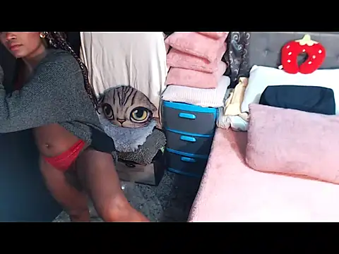 Snapshot of alanalaurent15 chatting on 02-20-26, 05:26 alanalaurent15 online show from 02-20-26, 05:26