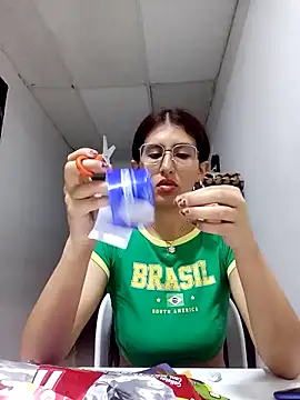 Esperanza  hot online show from 02-16-26, 02:51