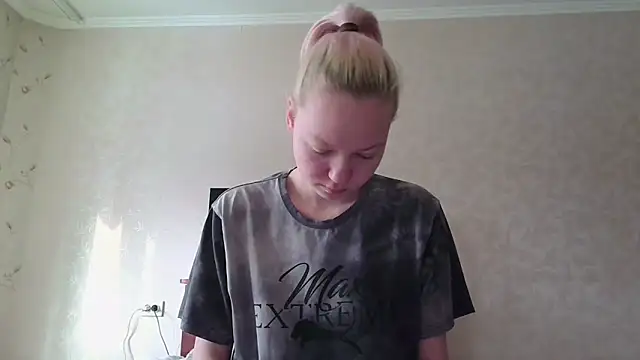 Snapshot of BabyyDolll_ chatting on 02-26-26, 10:42 BabyyDolll online show from 02-26-26, 10:42