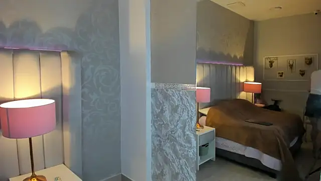 Raven1fox online show from 04-14-26, 03:45