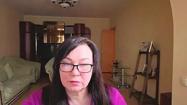 Tori Twirl online show from 02-12-26, 10:10