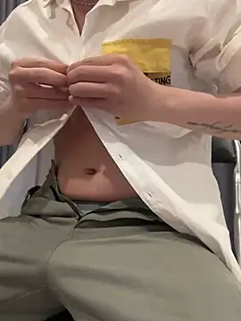 Snapshot of traidep3chan chatting on 02-22-26, 04:24 traidep3chan online show from 02-22-26, 04:24