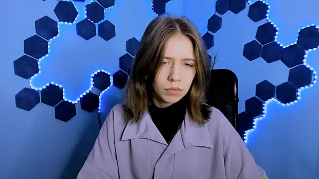 cleo cool online show from 02-18-26, 09:38