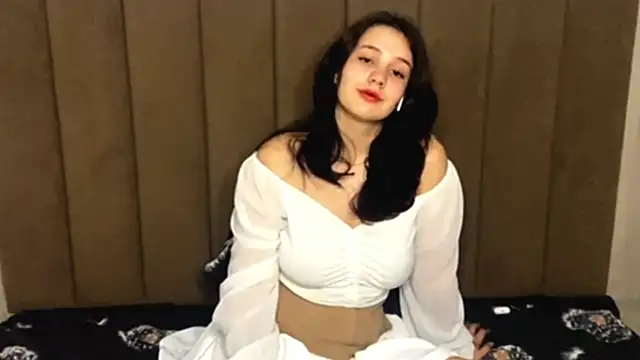 HereLora online show from 04-04-26, 11:08