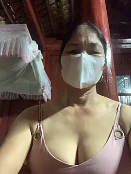 Snapshot of Lissa8x chatting on 02-26-26, 03:33 Lissa8x online show from 02-26-26, 03:33