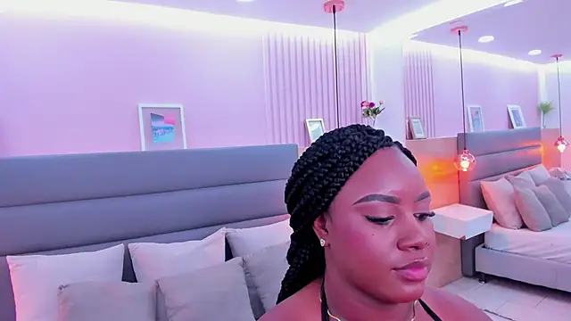 laia fisher  online show from 04-02-26, 01:31