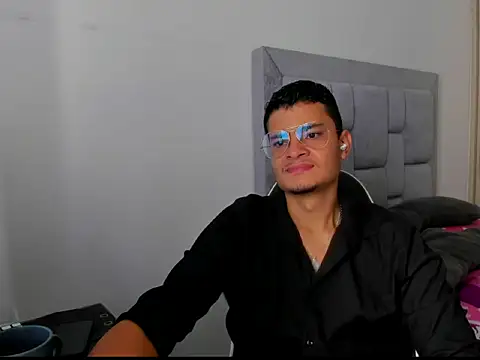 FredericSloan online show from 02-27-26, 03:56