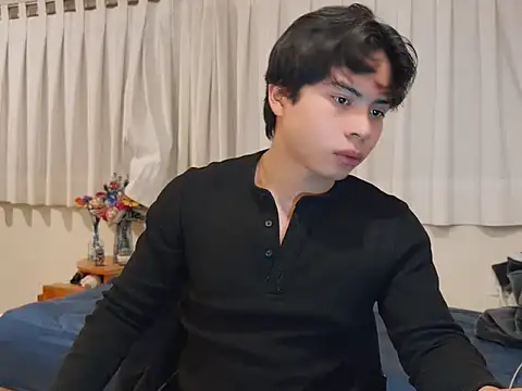 Snapshot of BentoBoxxx chatting on 02-24-26, 03:26 BentoBoxxx online show from 02-24-26, 03:26