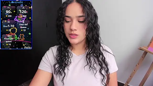 Snapshot of love_kriss chatting on 02-26-26, 05:23 love kriss online show from 02-26-26, 05:23