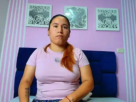 MAGGYE MAX online show from 02-25-26, 01:21