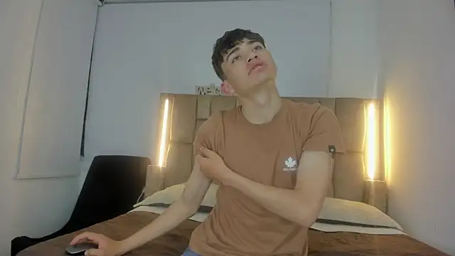 Noir Sebas online show from 03-20-26, 04:06