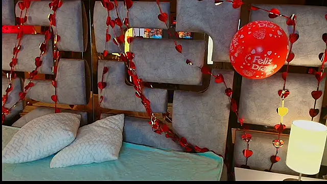 Snapshot of Anya_Volker chatting on 02-20-26, 12:16 Anya Volker online show from 02-20-26, 12:16